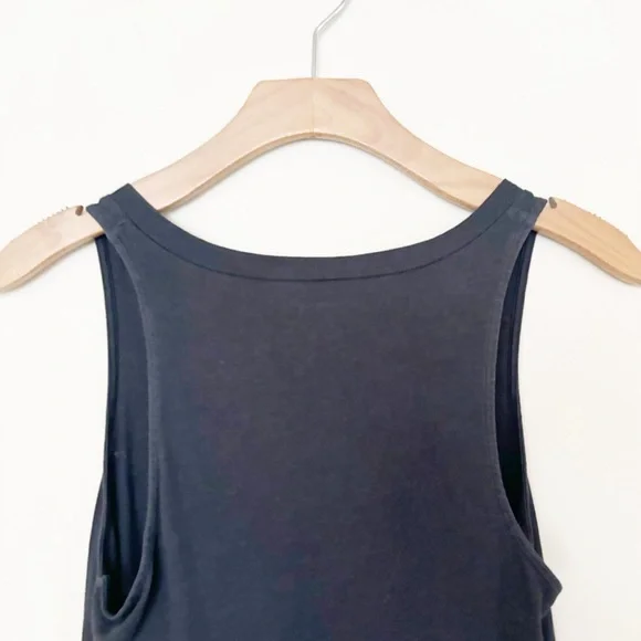 American Eagle Outfitters V-Neck Peplum Tank Top Womens Sz XS Black Ruffle Hem - Picture 6 of 6